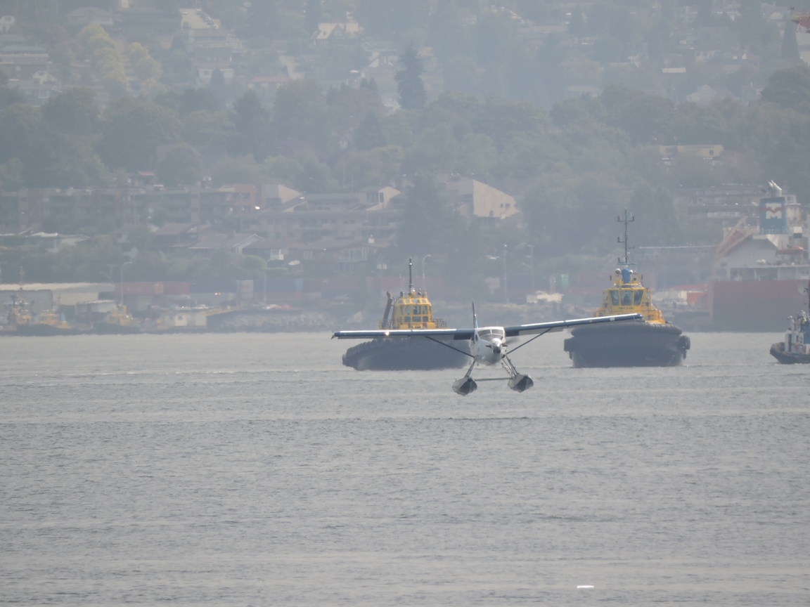 Float plane
              approach